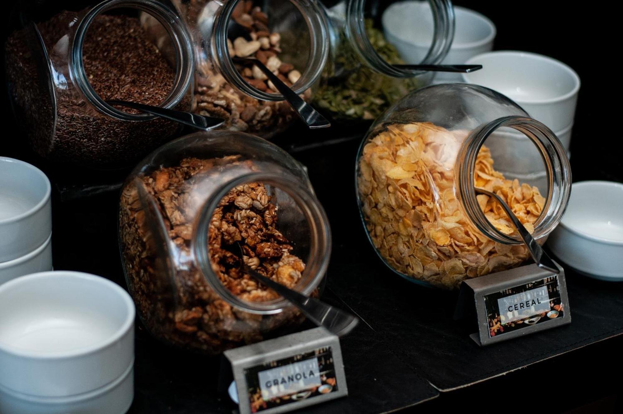 Sls Buenos Aires Puerto Madero Exterior foto Cereal and granola
